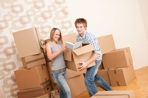 Organized storage unit in Hadleywood with flexible space options