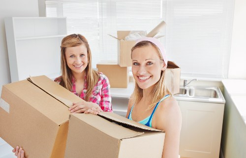 Accepted payment methods for Hadleywood Storage including cards and PayPal